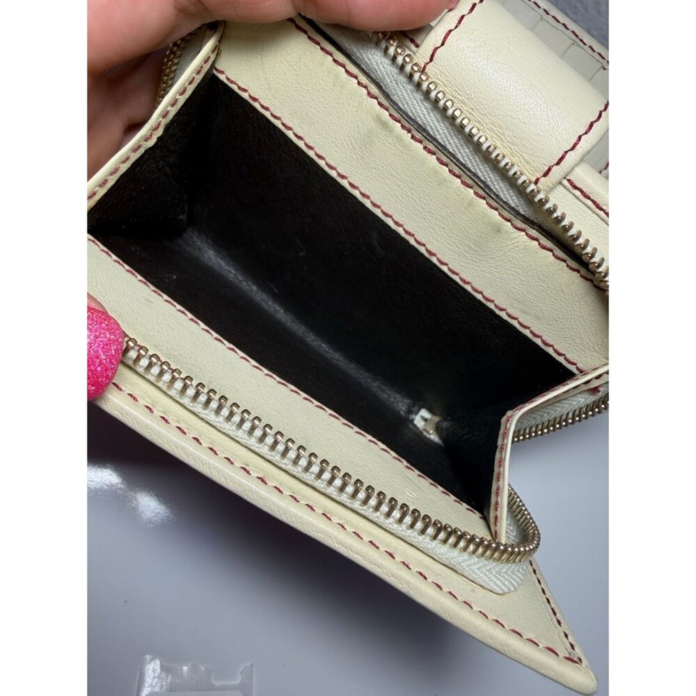 Gucci Raspberry Canvas Wallet with Cream Trim and Script Logo - Picture 14 of 16